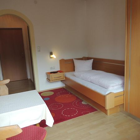 Gaestehaus Regina 유던스 외부 사진